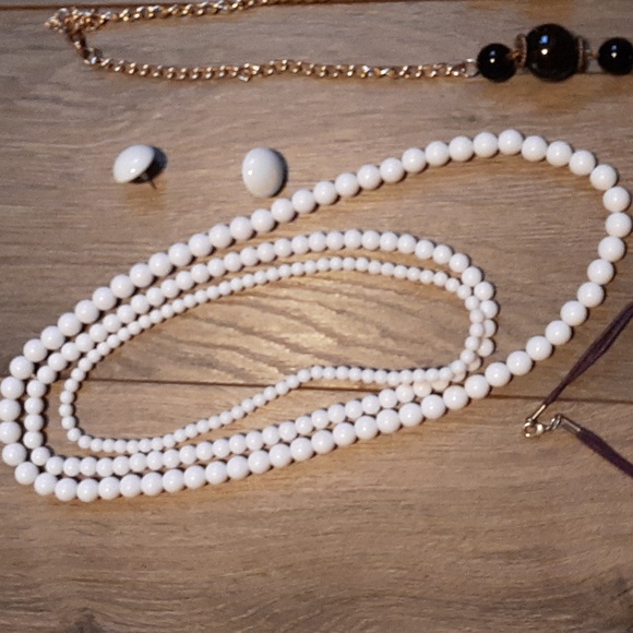 Costume jewelry bundle lot #2 - Picture 6 of 10